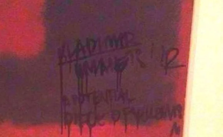 Vandalised Mark Rothko painting (Image - Twitter)