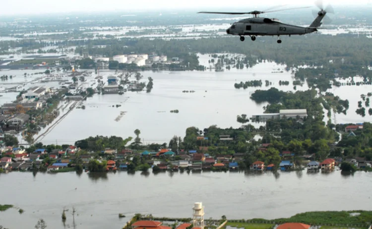 Bangkok floods in 2011 (Photo - US Navy Visual News Service)