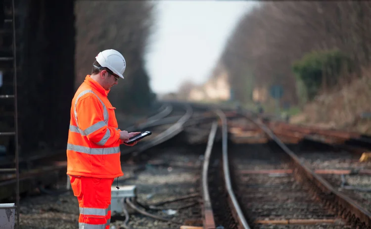 Network Rail engineers use iPads and iPhones trackside