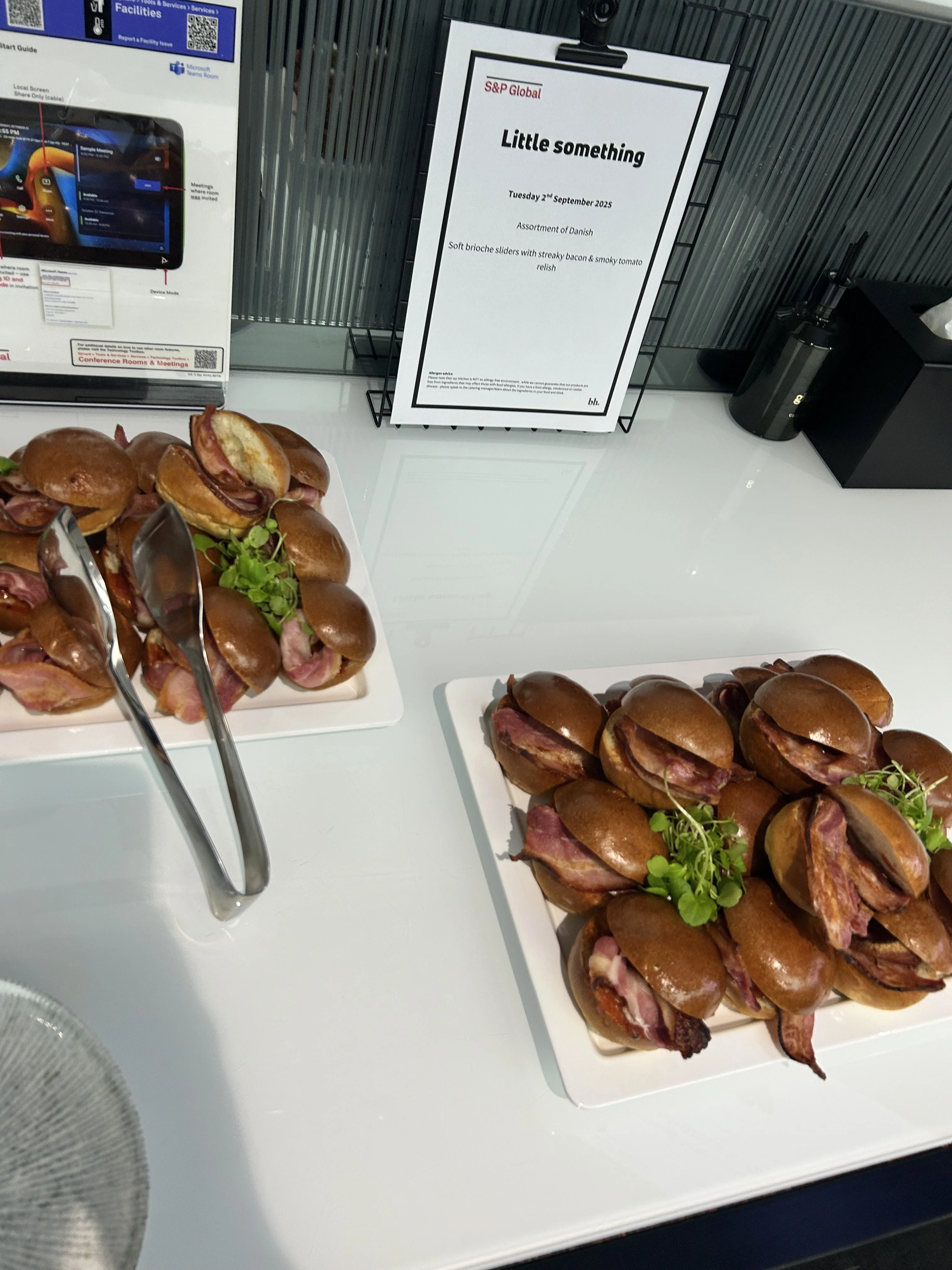 S&P Global Sliders Penny Black