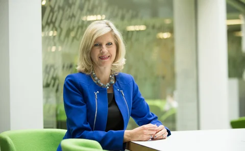 lyn-grobler-hyperion