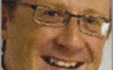 06oct26-pg47-read-gif