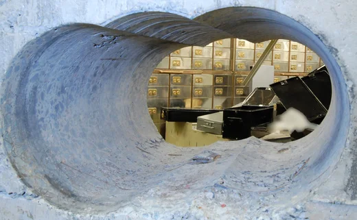 inside-vault