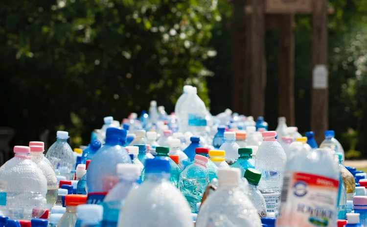 plastic bottles pollution environment