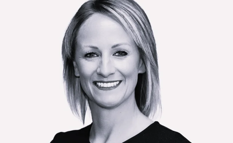 Clare Knight 