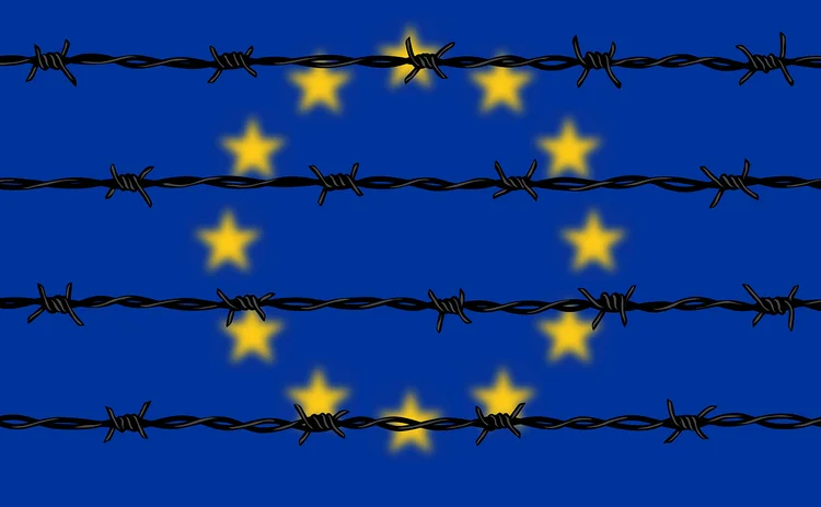 barbed-wire-border