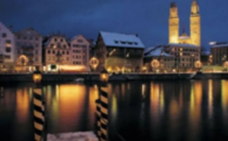 zurich-at-night-border-0-align-left-class-imagemigration