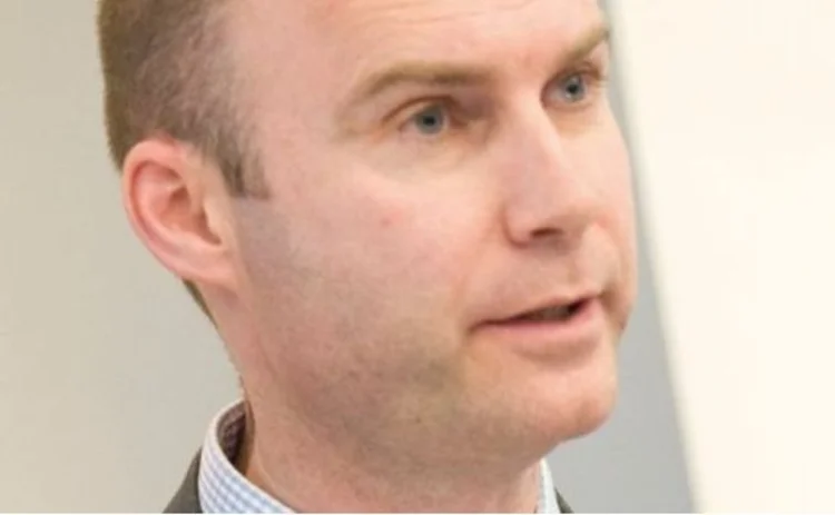 Anthony Hughes FOIL Claims Club 0412009