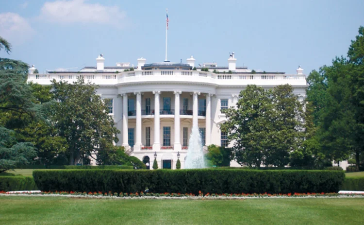 Garden view of the front of the White House