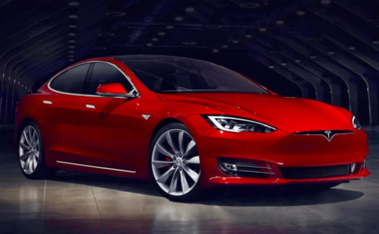A driver has been killed behind the wheel of a self-driving Tesla Model S