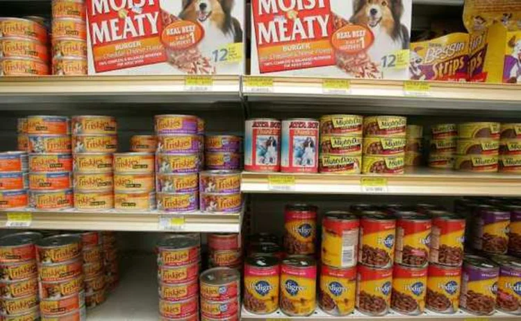 pet-food-on-shelf-jpg