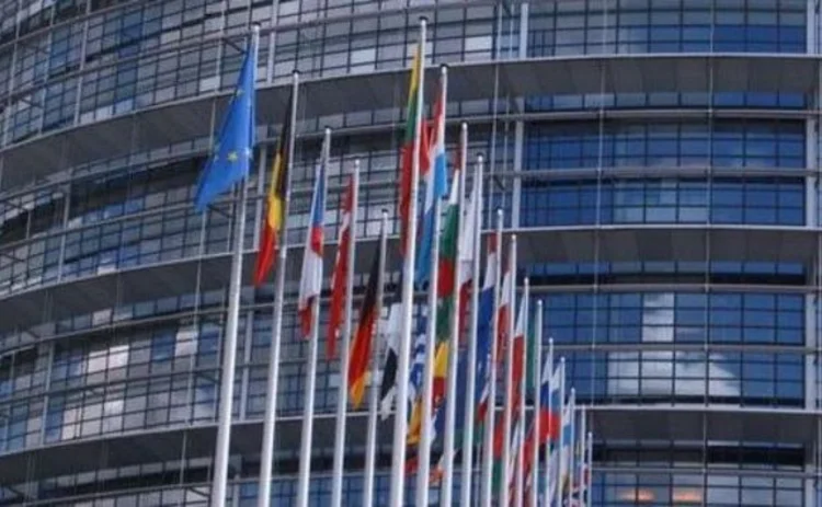 european-parliament-building-with-flags