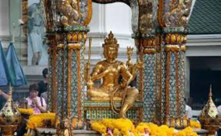 erewan-shrine-bangkok