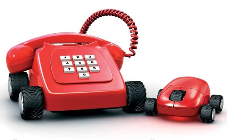 Direct Line phone and mouse