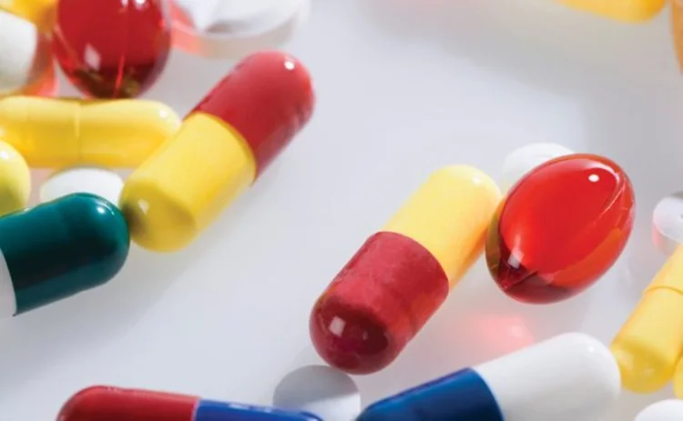Multi-coloured pills