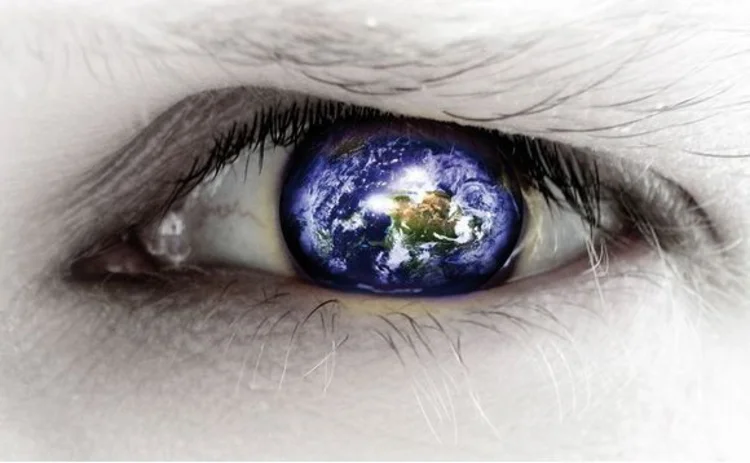 The world as a reflection in an eye