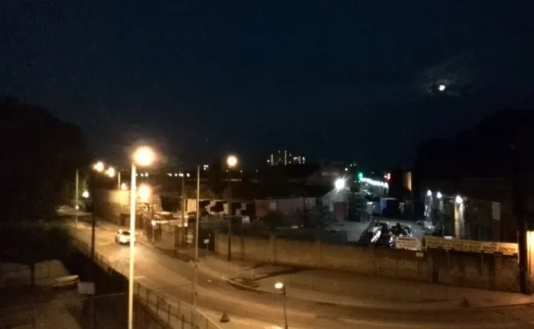 Huawei Ascend P6 night